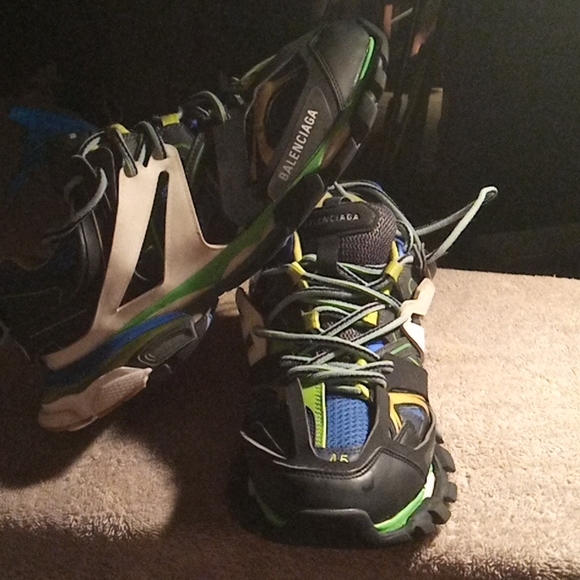 BALENCIAGA SIZE 12US (45 TRACK) - Picture 4 of 4